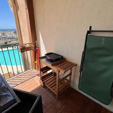 Blue Lagoon شقة *