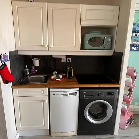 شقة Blue Lagoon سيكس-فور-لو-بلاج