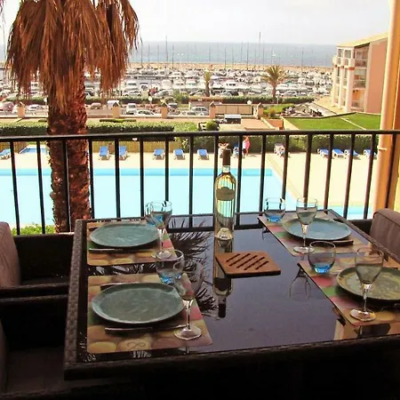 شقة Blue Lagoon سيكس-فور-لو-بلاج